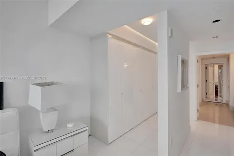 17121 Collins Avenue Sunny Isles Beach FL 33160
