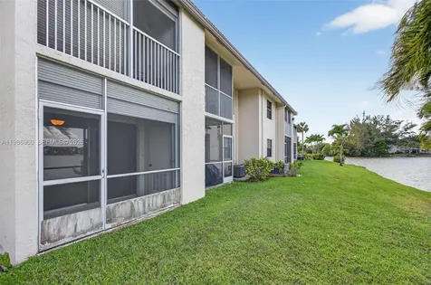 5520 Lakeside Drive Margate FL 33063