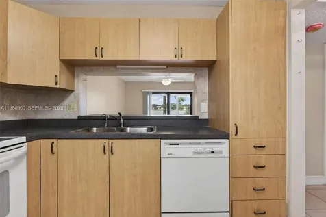 5520 Lakeside Drive Margate FL 33063