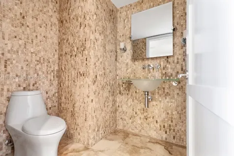 1800 S Ocean Drive Hallandale Beach FL 33009