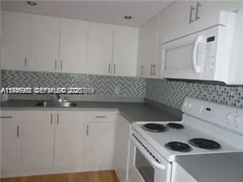 2025 NE 164th Street North Miami Beach FL 33162