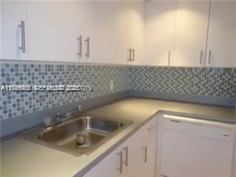 2025 NE 164th Street North Miami Beach FL 33162