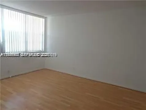 2025 NE 164th Street North Miami Beach FL 33162