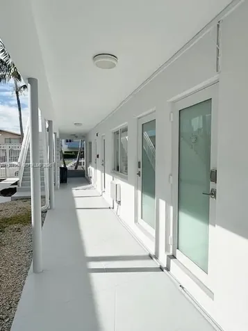 7435 Harding Avenue Miami Beach FL 33141