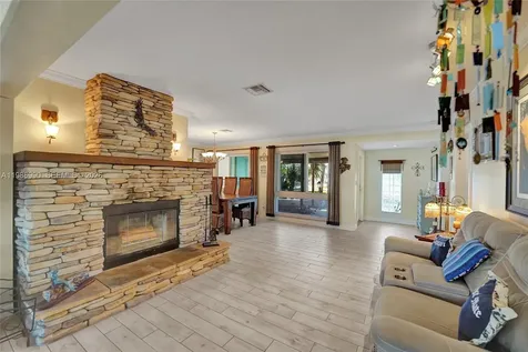 1446 Nautilus Isle Dania Beach FL 33004