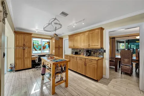 1446 Nautilus Isle Dania Beach FL 33004