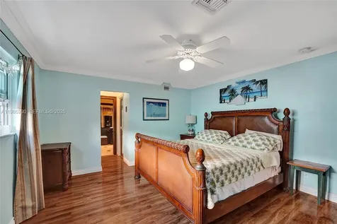 1446 Nautilus Isle Dania Beach FL 33004