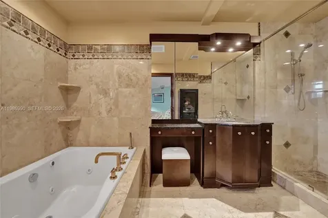 1446 Nautilus Isle Dania Beach FL 33004