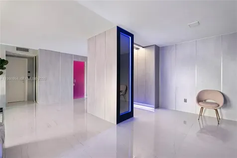 400 SE Kings Point Drive Sunny Isles Beach FL 33160