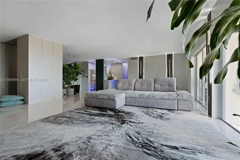 400 SE Kings Point Drive Sunny Isles Beach FL 33160