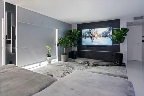400 SE Kings Point Drive Sunny Isles Beach FL 33160