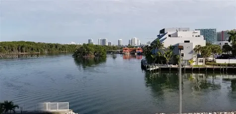 400 SE Kings Point Drive Sunny Isles Beach FL 33160