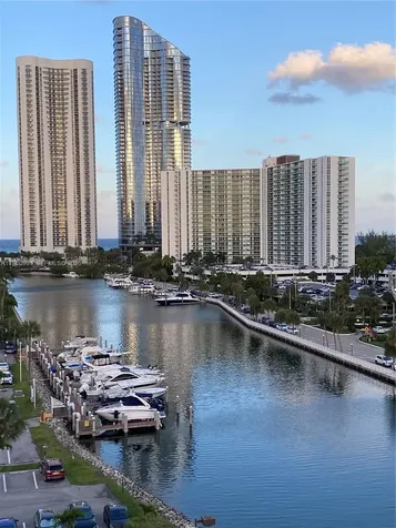 400 SE Kings Point Drive Sunny Isles Beach FL 33160