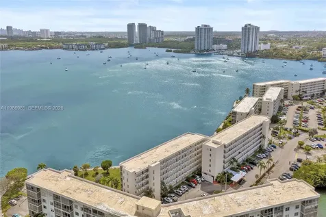 3020 Marcos Drive Aventura FL 33160