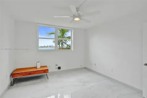 3020 Marcos Drive Aventura FL 33160