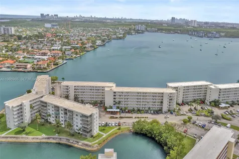 3020 Marcos Drive Aventura FL 33160
