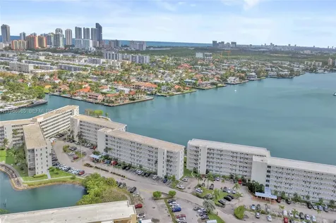 3020 Marcos Drive Aventura FL 33160