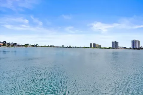 3020 Marcos Drive Aventura FL 33160