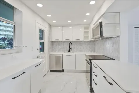 3020 Marcos Drive Aventura FL 33160