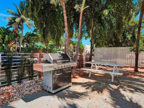 1000 7th Street Miami Beach FL 33139