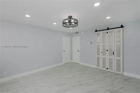 3180 S Ocean Drive Hallandale Beach FL 33009