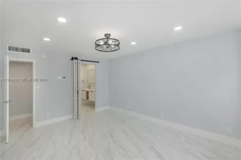 3180 S Ocean Drive Hallandale Beach FL 33009