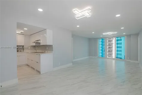 3180 S Ocean Drive Hallandale Beach FL 33009