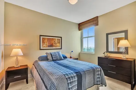 3340 NE 190th Street Aventura FL 33180