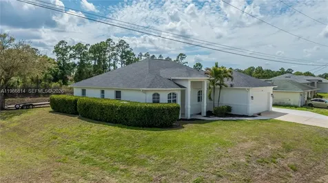 1256 E Edna Street Lehigh Acres FL 33974