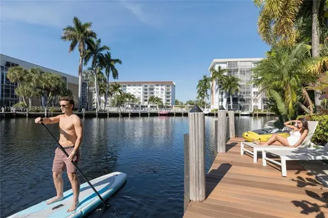 1675 Coral Gardens Drive Wilton Manors FL 33334