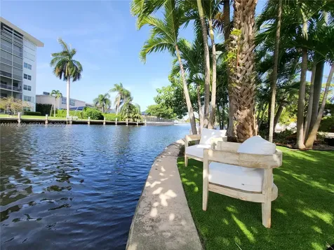 1675 Coral Gardens Drive Wilton Manors FL 33334