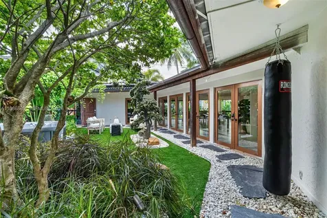 1675 Coral Gardens Drive Wilton Manors FL 33334