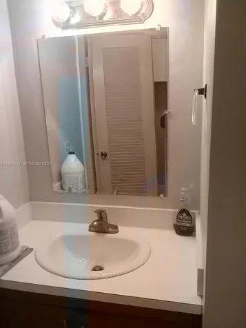 140 Royal Palm Road Hialeah Gardens FL 33016
