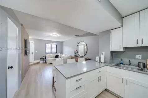 1809 SW 107th Avenue Miami FL 33165