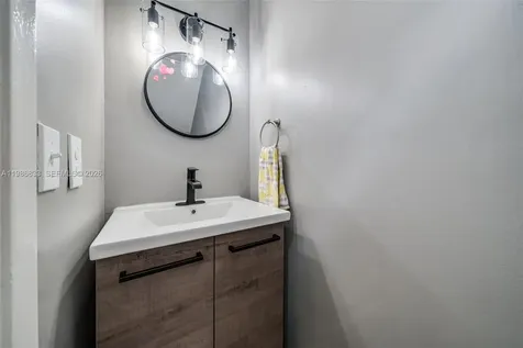 1809 SW 107th Avenue Miami FL 33165