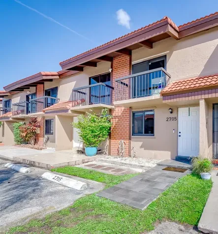 1809 SW 107th Avenue Miami FL 33165