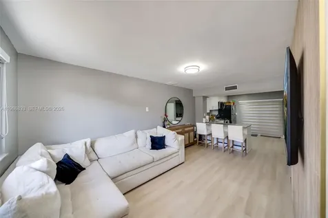 1809 SW 107th Avenue Miami FL 33165