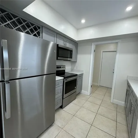 590 NE 20th Street Wilton Manors FL 33305