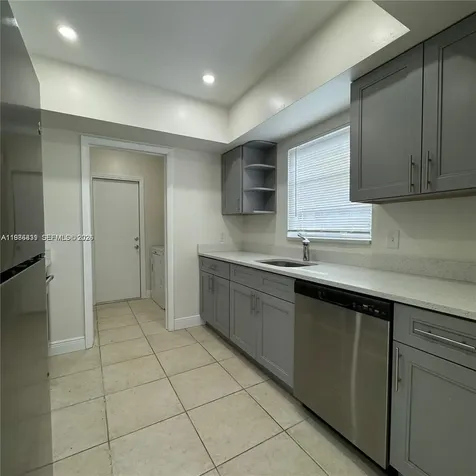 590 NE 20th Street Wilton Manors FL 33305