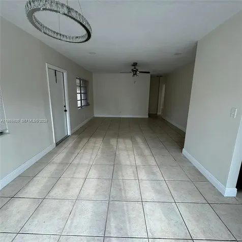 590 NE 20th Street Wilton Manors FL 33305