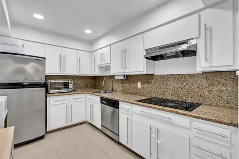 9381 E Bay Harbor Drive Bay Harbor Islands FL 33154