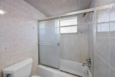 871 NE 195th Street Miami FL 33179