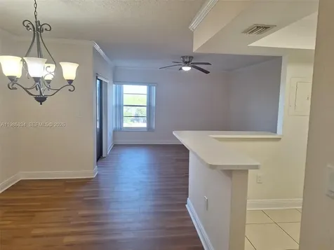 17600 NW 68th Avenue Hialeah FL 33015