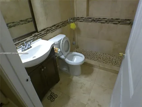 1490 SW 85th Terrace Pembroke Pines FL 33025