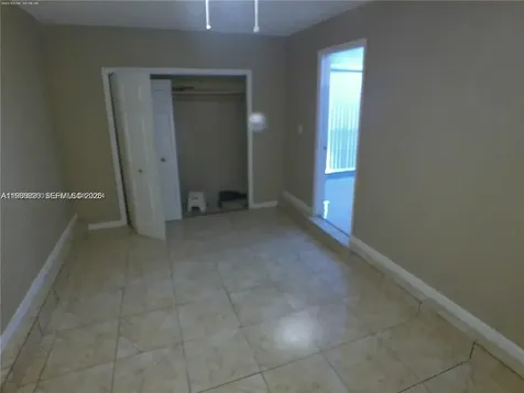 1490 SW 85th Terrace Pembroke Pines FL 33025