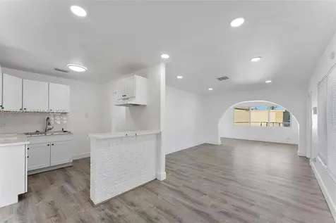 550 NW 17th Street Pompano Beach FL 33060