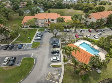 3400 N Pinewalk Drive N Margate FL 33063