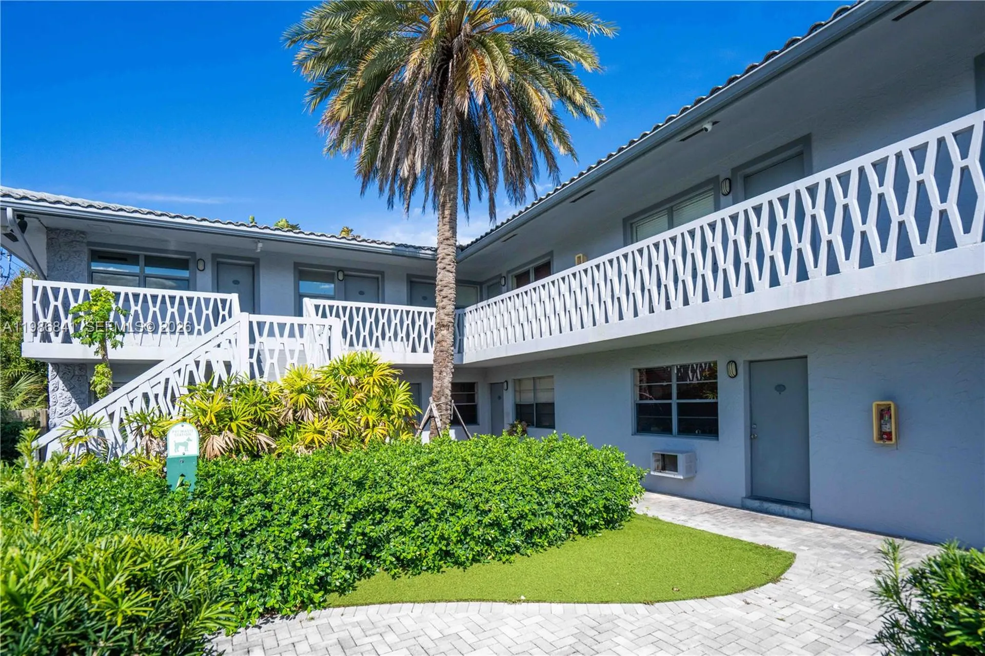 715 NE 6th Street Fort Lauderdale FL 33304