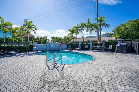 715 NE 6th Street Fort Lauderdale FL 33304