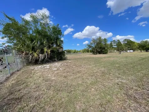 250 N Nogal Street Clewiston FL 33440